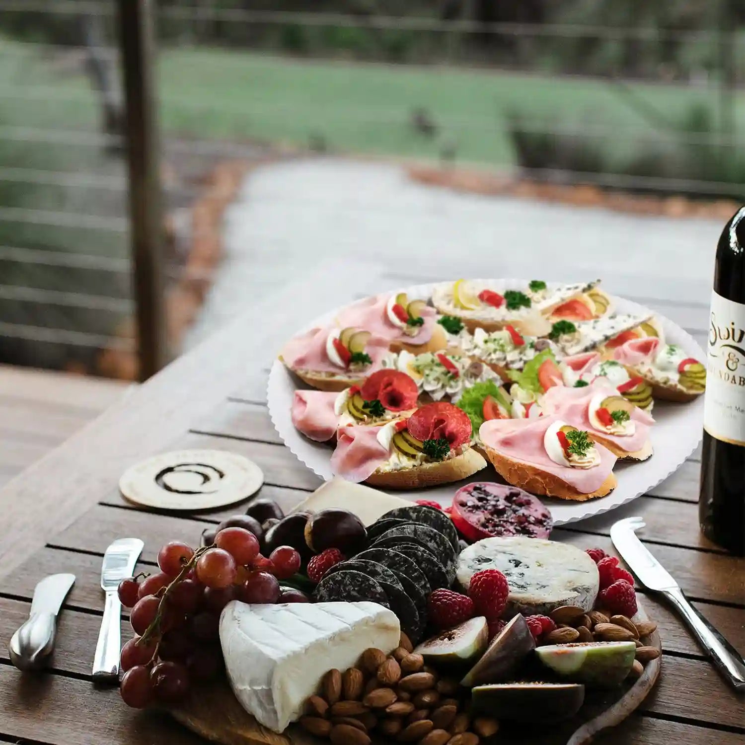 Pappteller (FSC Mix) weiß tief