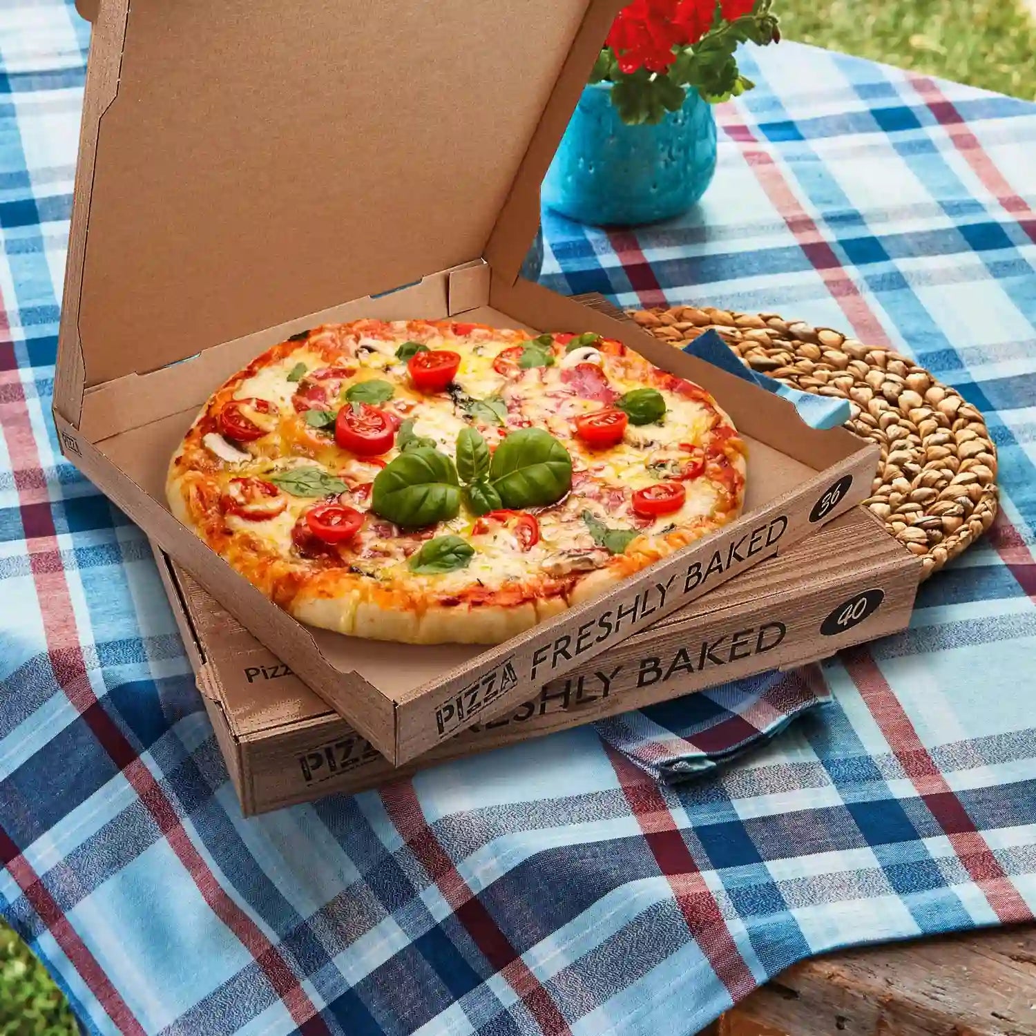 Pizzakarton (aus Mikrowellpappe) 36 x 36 x 4 cm